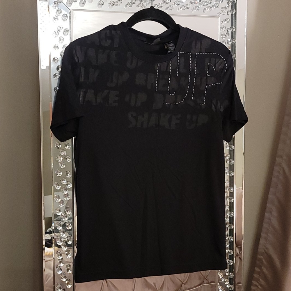 DKNY Men's T-shirt size S